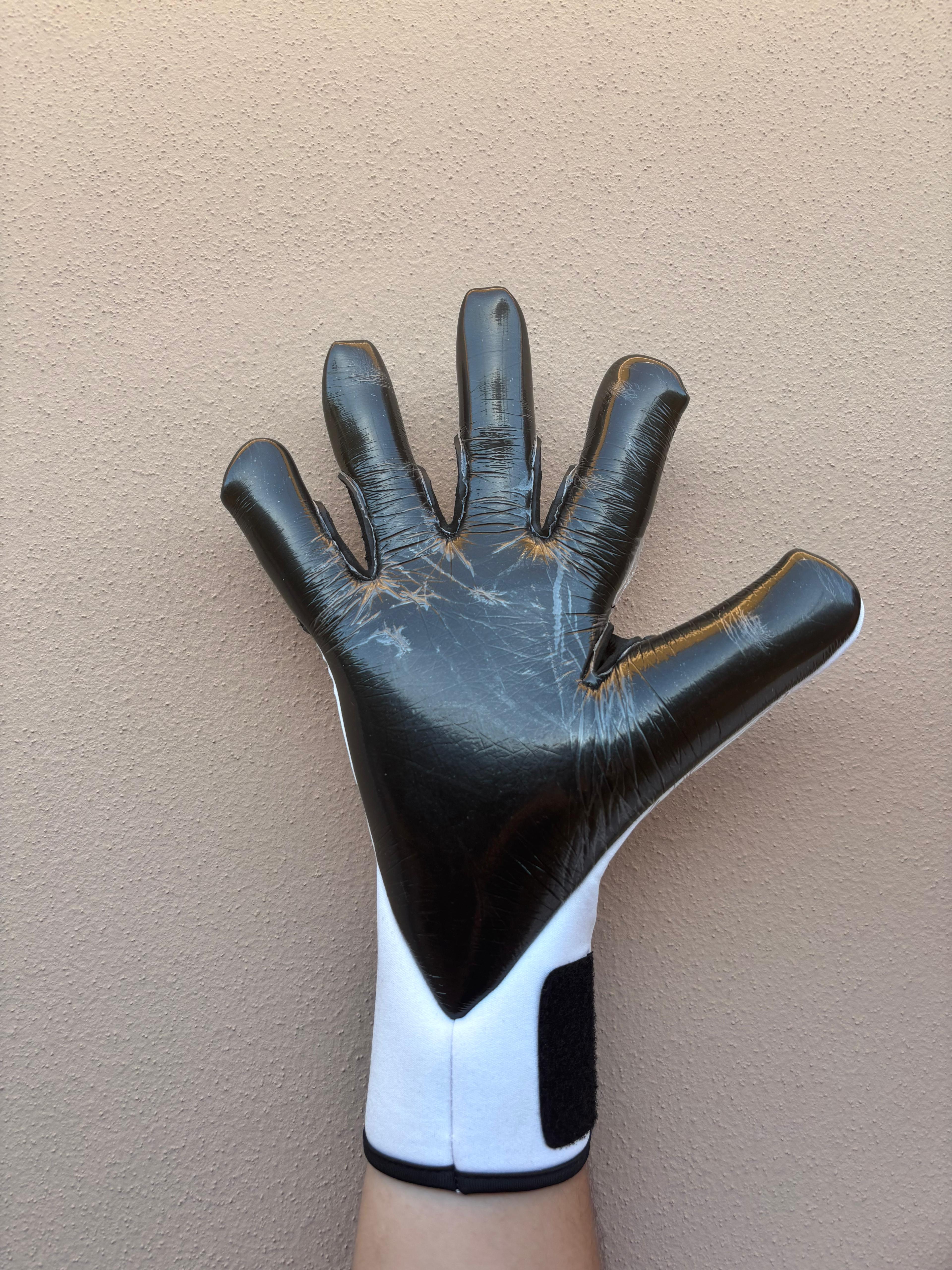 Guanti da Portiere pre-ordine spedizione il 04/10/2025